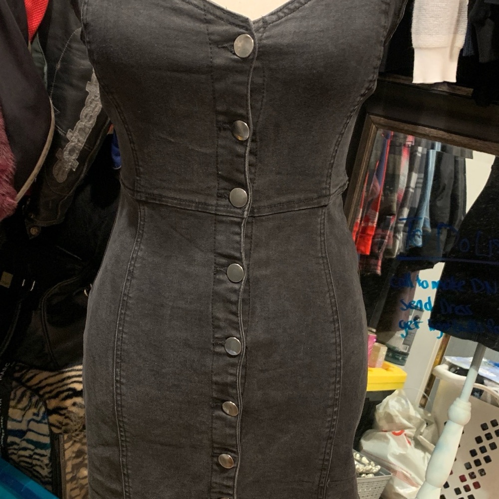 Forever 21 Charcoal Button-Front Mini Dress